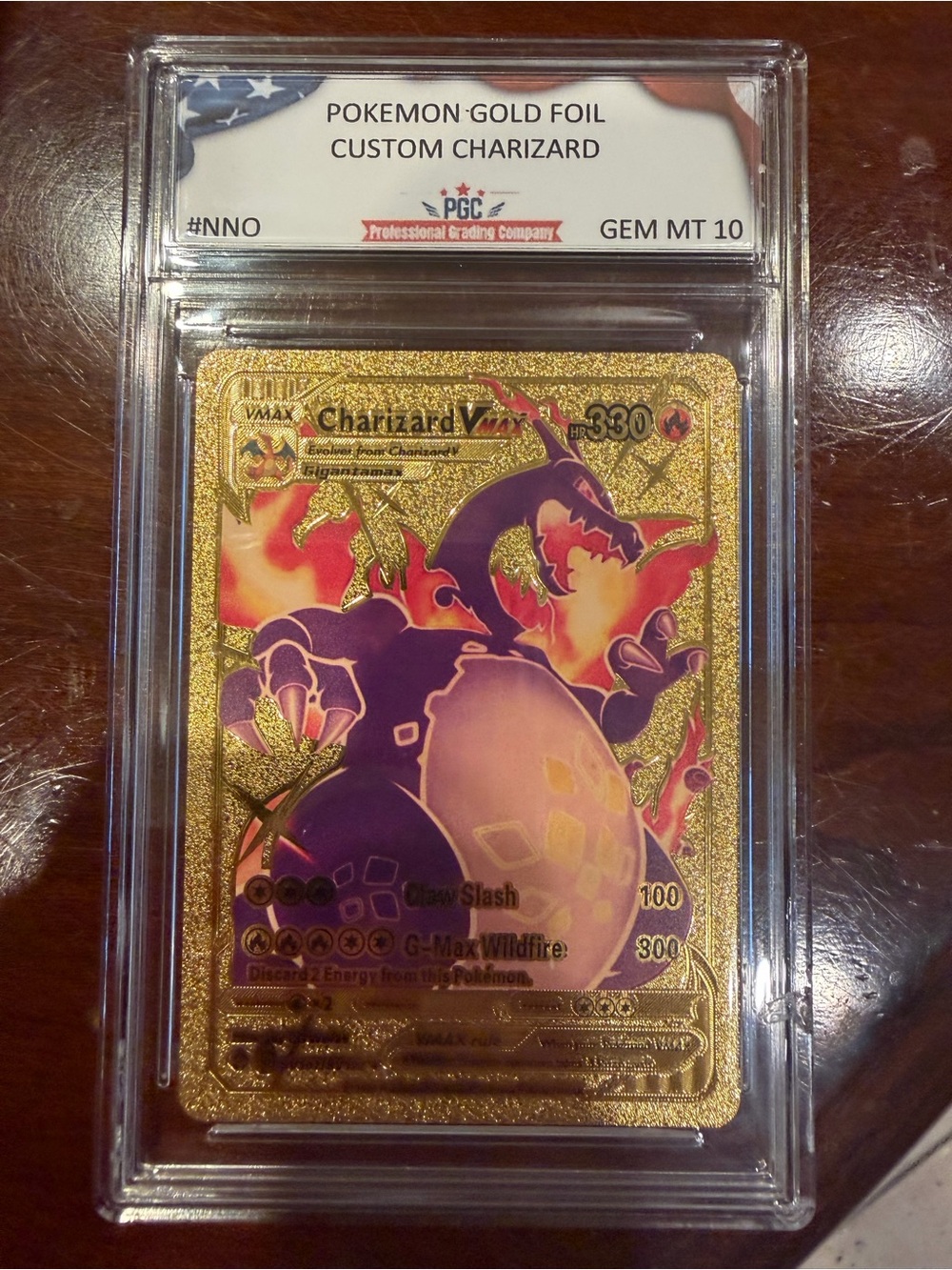 Pokemon Gold Foil Charizard VMAX Card - Gold & Purple GM 10